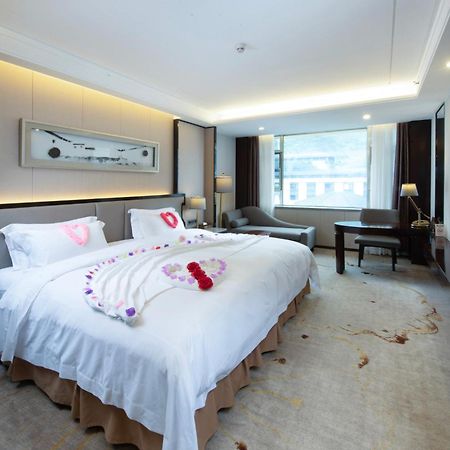 Shenzhen Silver Lake Conference Center Hotel エクステリア 写真