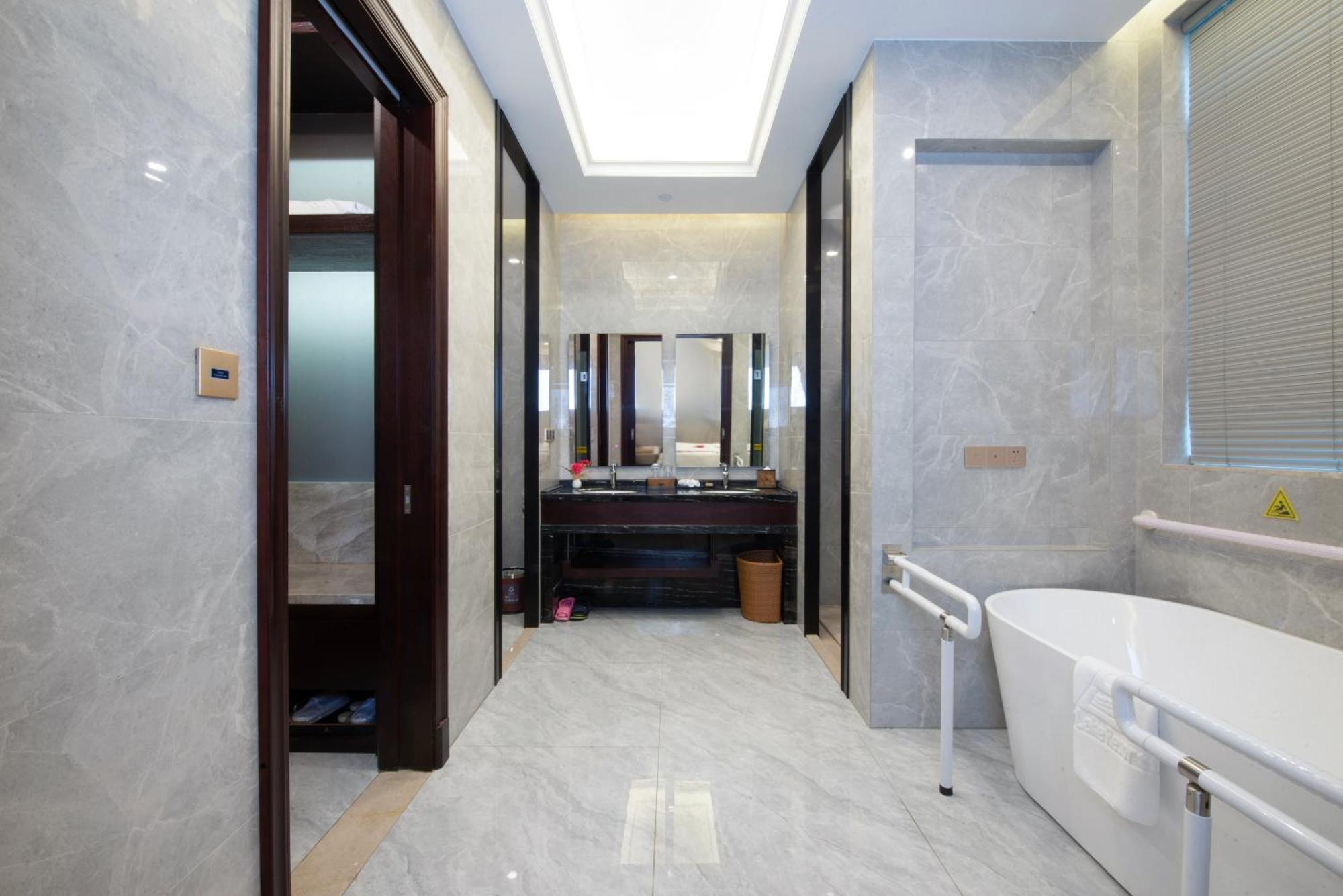 Shenzhen Silver Lake Conference Center Hotel エクステリア 写真